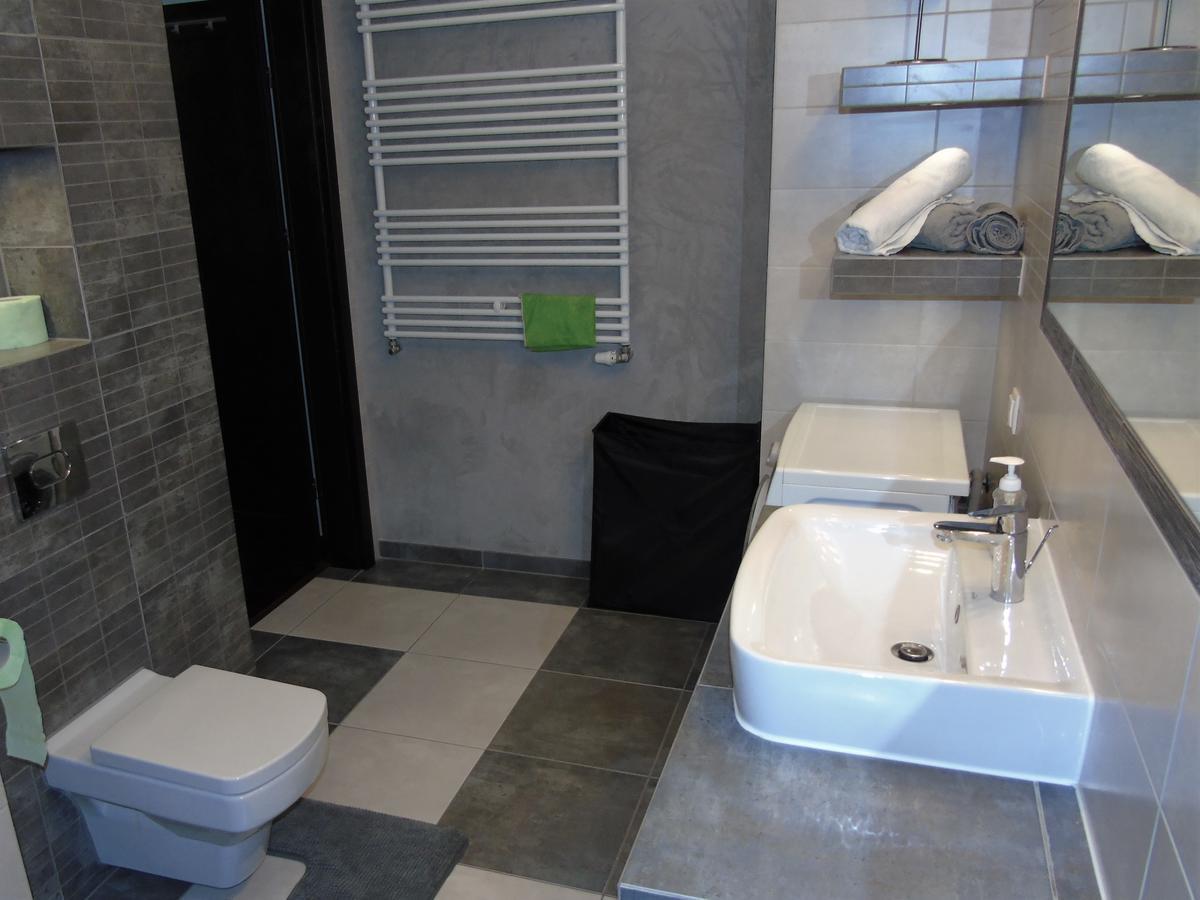 Mone - Fajny Apartament W Centrum Wroclawia Luaran gambar